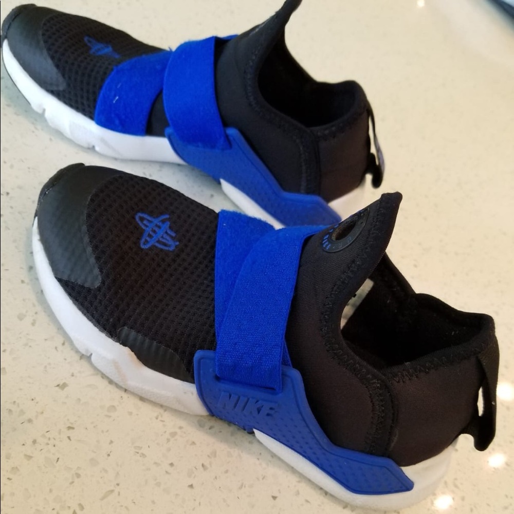 Boys Nike Sneakers